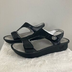 Alegria Kendra T strap Sandals comfort easy on straps black resort size 38, 8